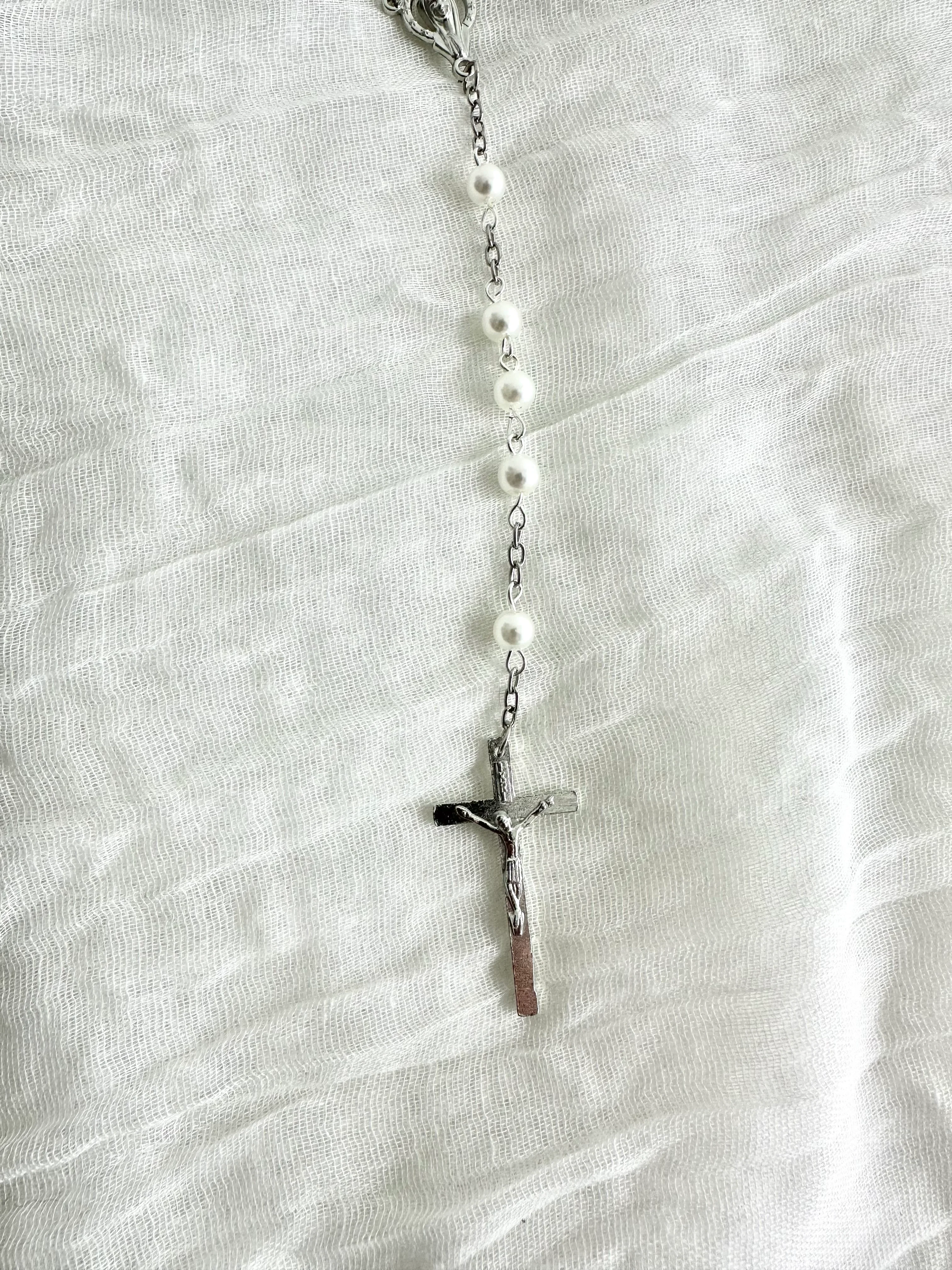 Round Pearl Rosary w/ Silver Hardware - Image 2